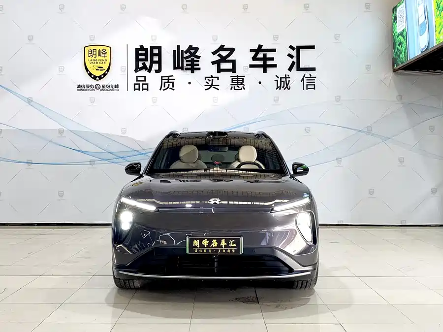 NIO ES6