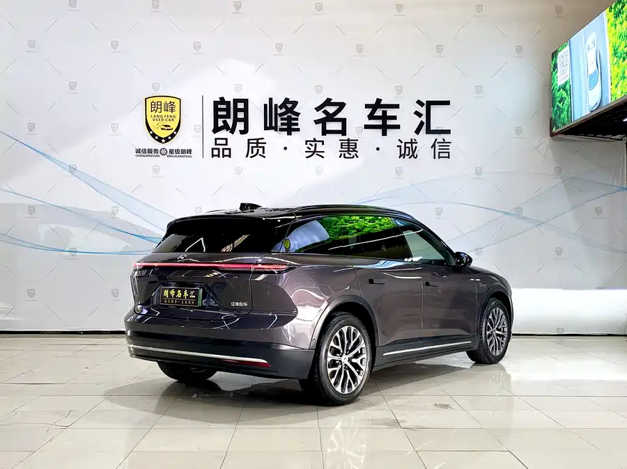 NIO ES6