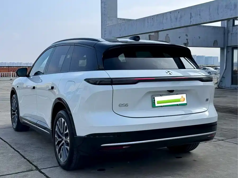 NIO ES6