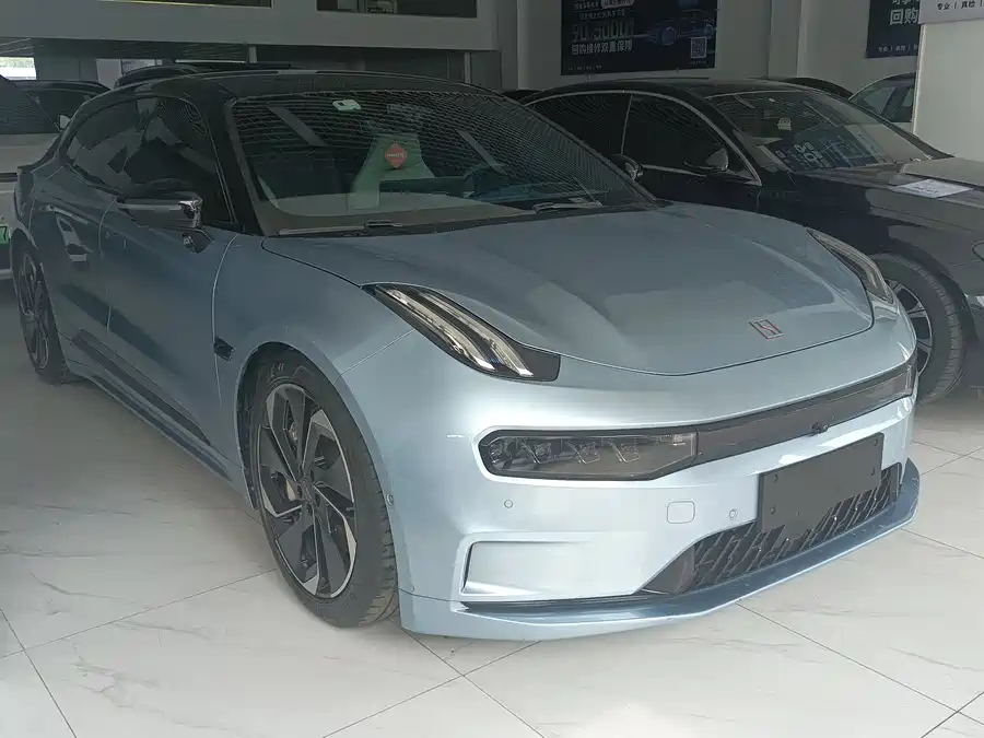 Zeekr 001