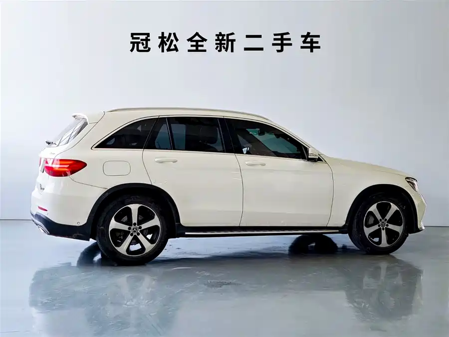 Mercedes Benz GLC