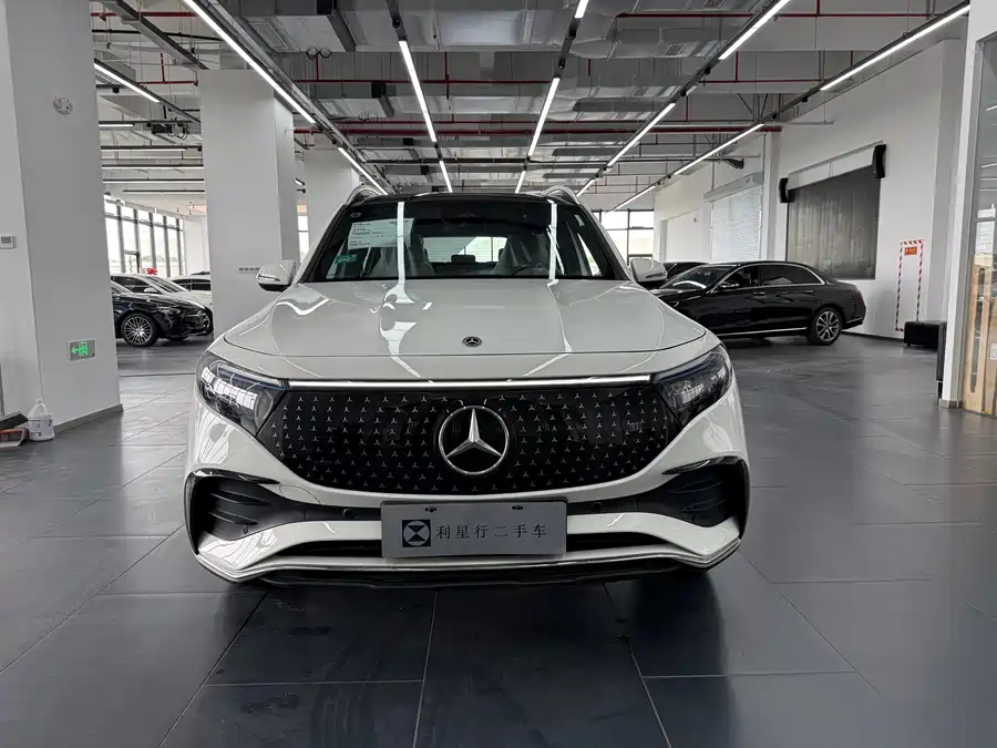 Mercedes Benz EQB