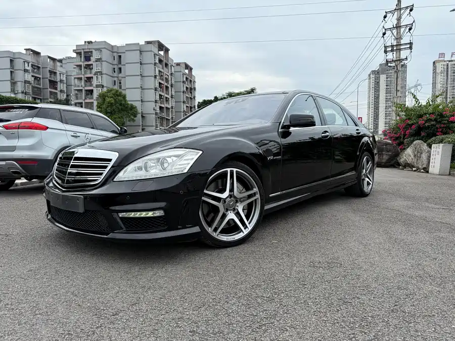Mercedes Benz S-Class AMG