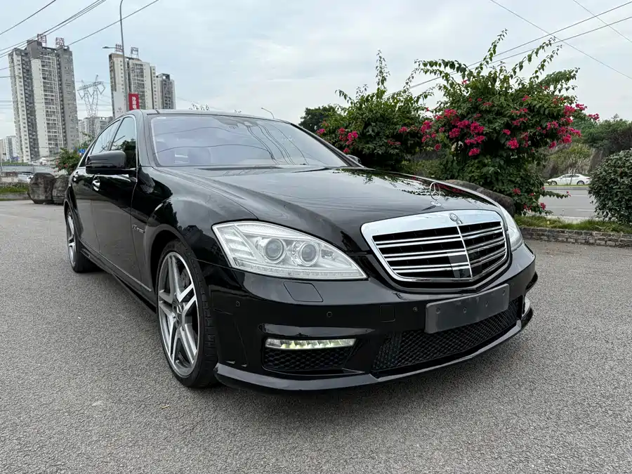 Mercedes Benz S-Class AMG
