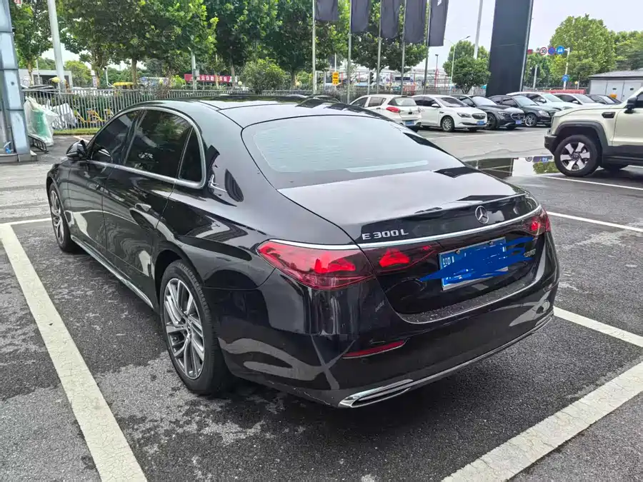 Mercedes Benz E-Class