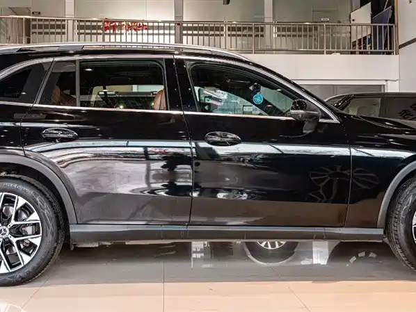 Mercedes Benz GLC