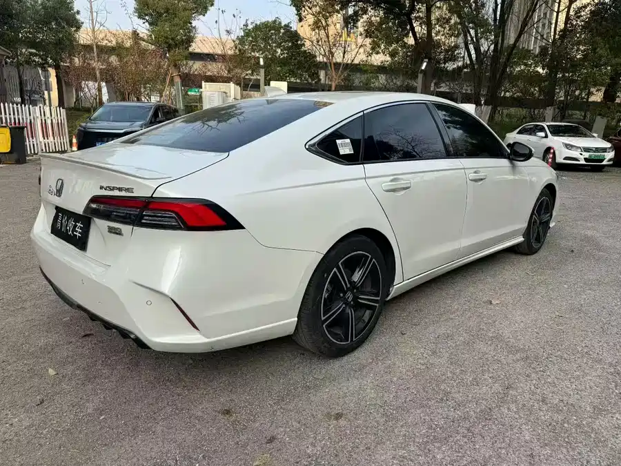 Honda Inspire