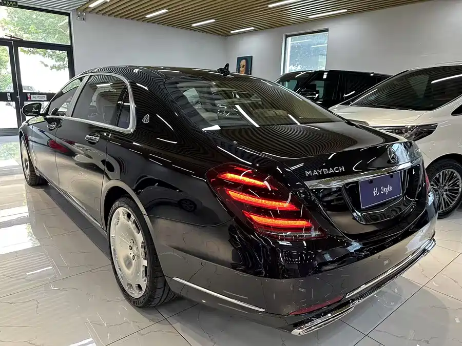Mercedes Benz Maybach S-Class