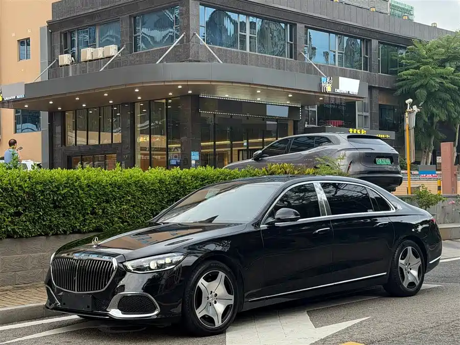 Mercedes Benz Maybach S-Class