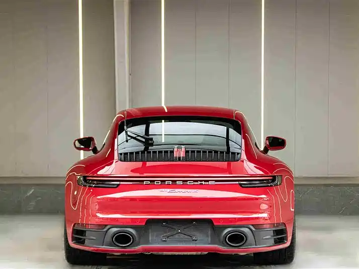 Porsche 911