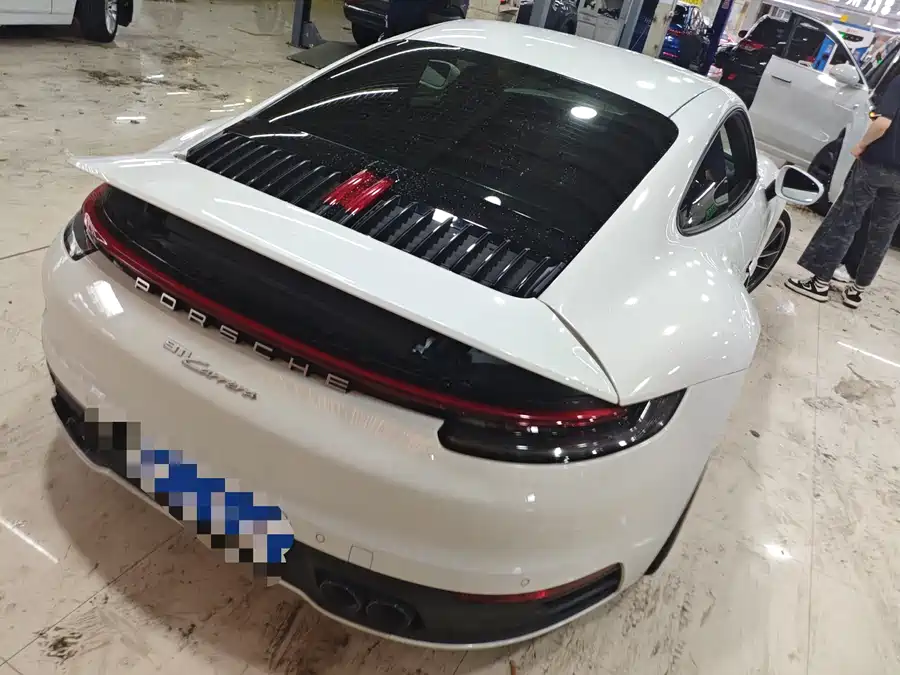 Porsche 911