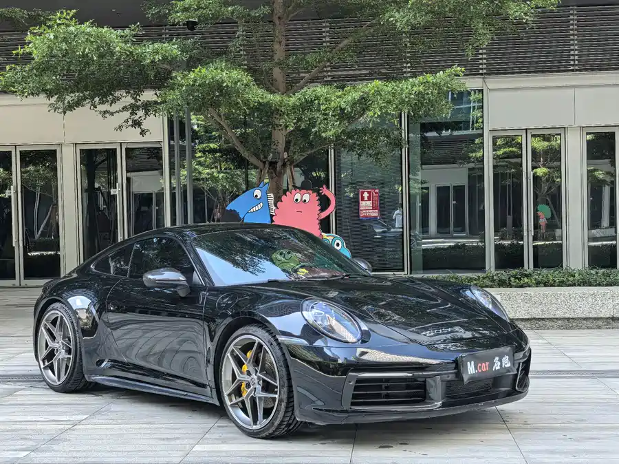 Porsche 911