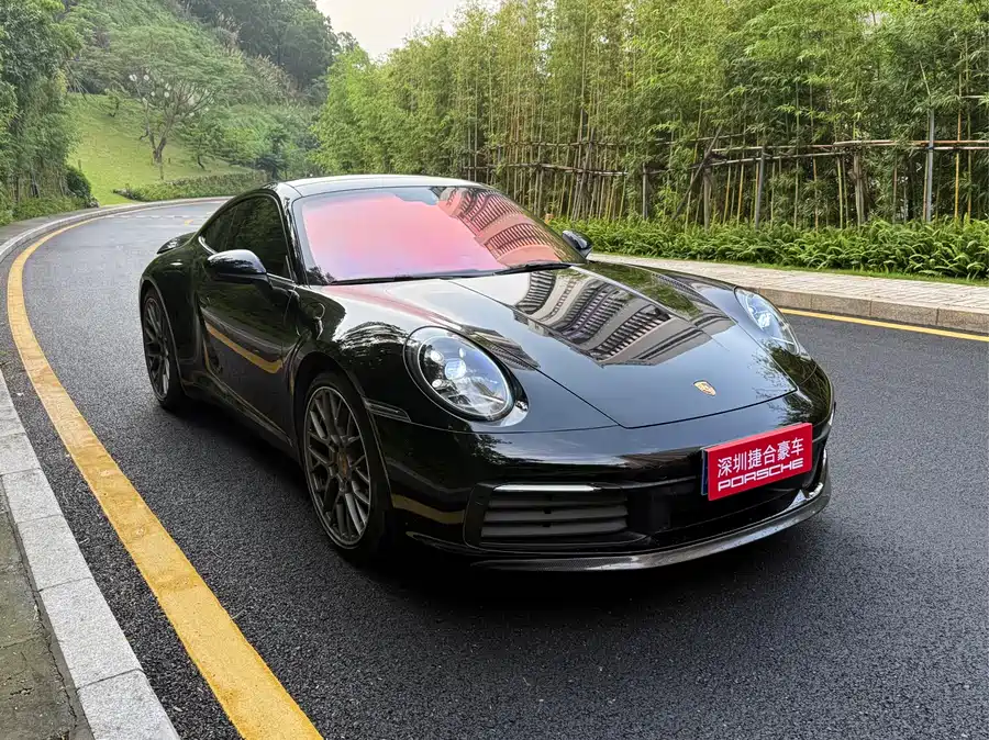 Porsche 911