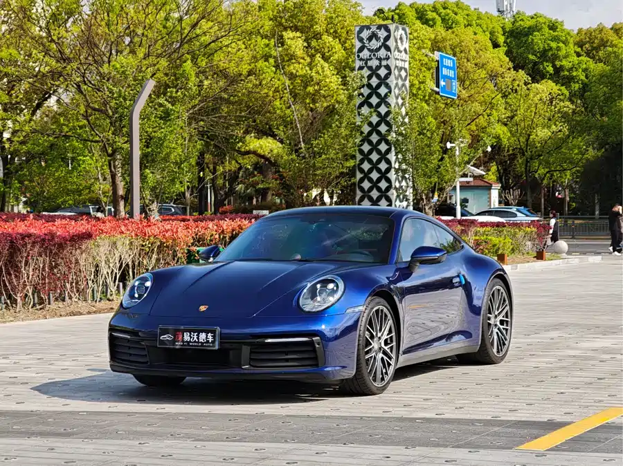 Porsche 911