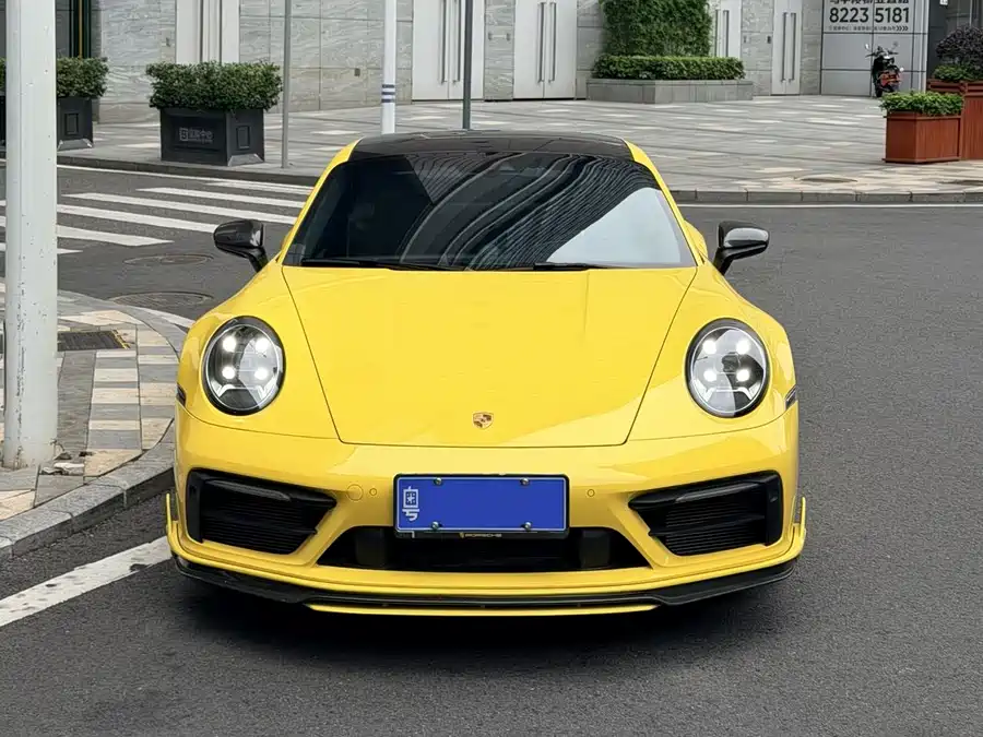 Porsche 911