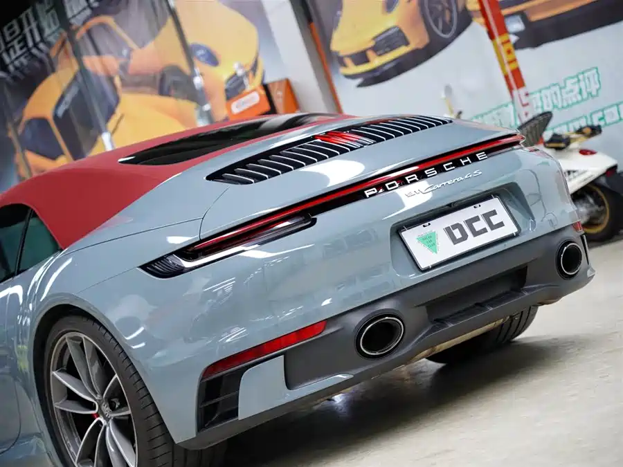 Porsche 911