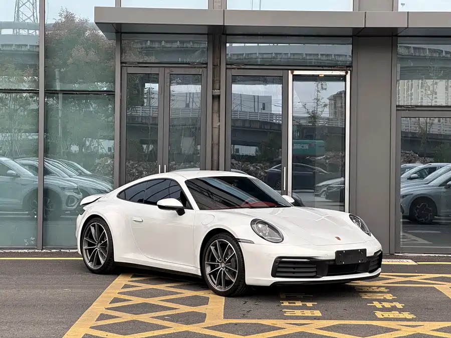 Porsche 911