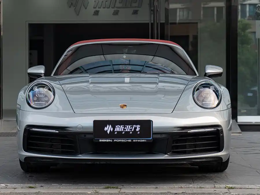 Porsche 911