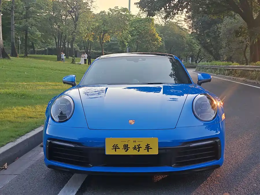 Porsche 911