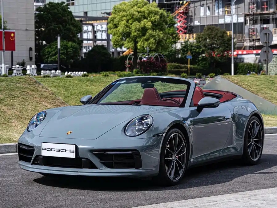 Porsche 911