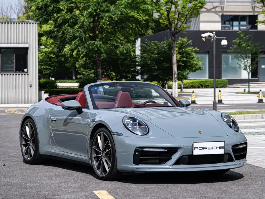 Porsche 911