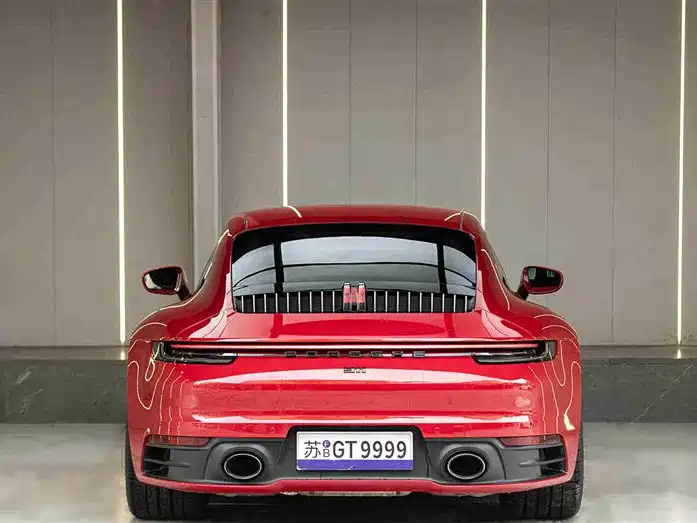 Porsche 911