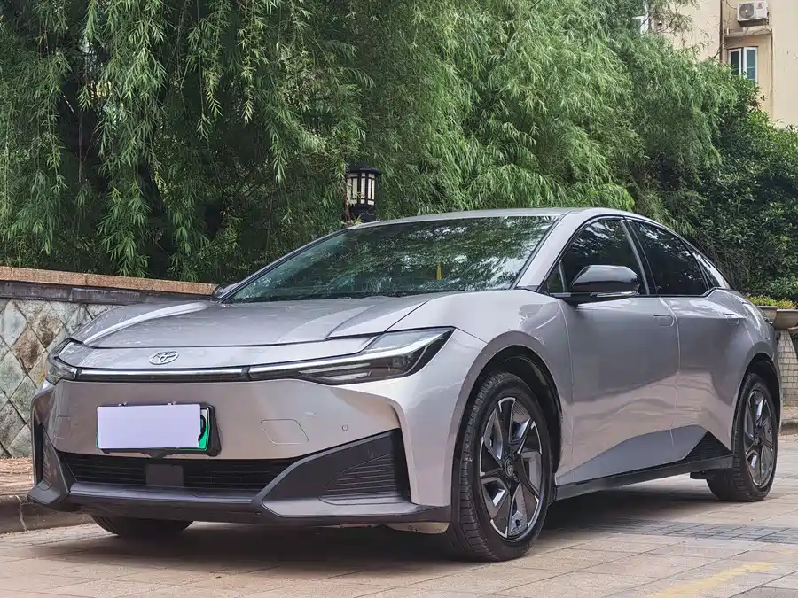 Toyota bZ