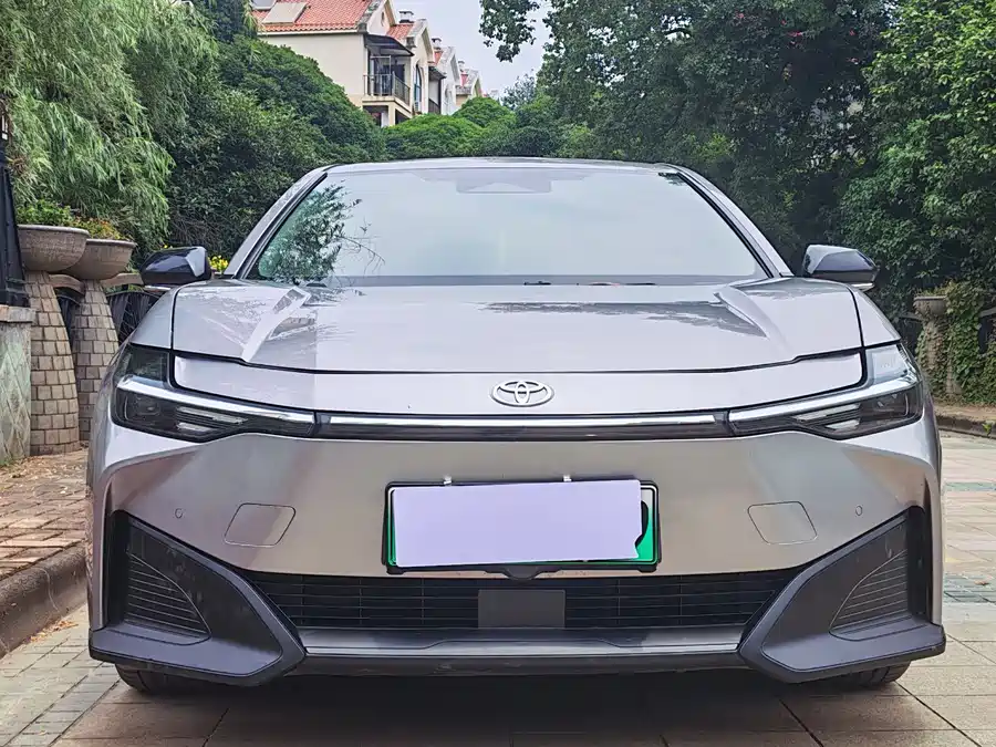Toyota bZ