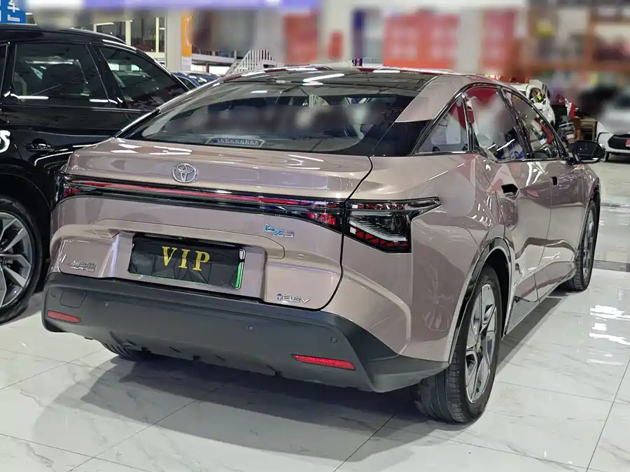 Toyota bZ