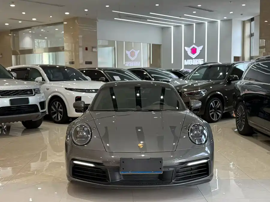 Porsche 911