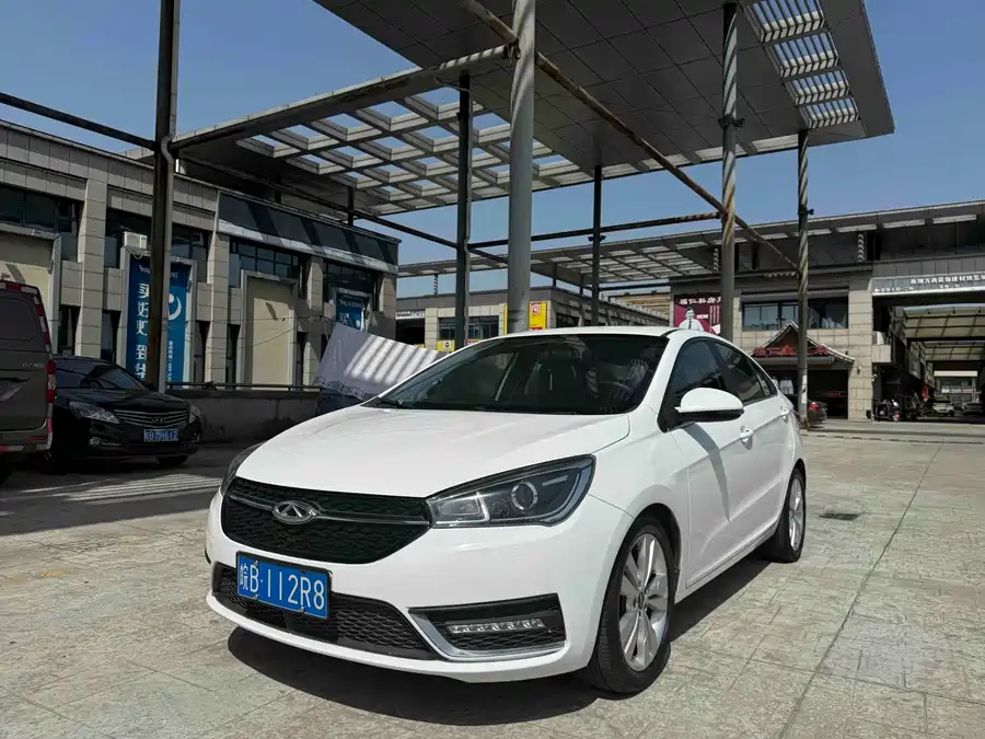 Chery Arrizo 5