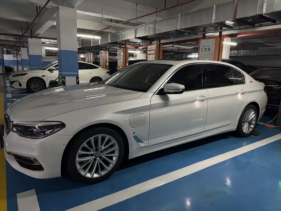 BMW 5 Series New Energy