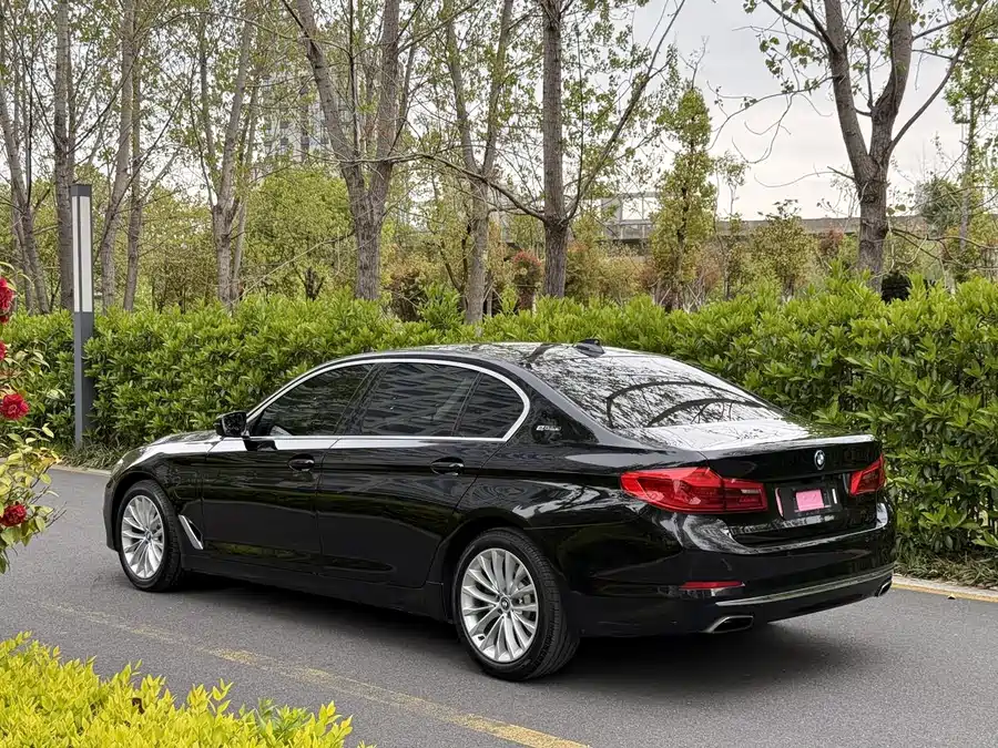 BMW 5 Series New Energy
