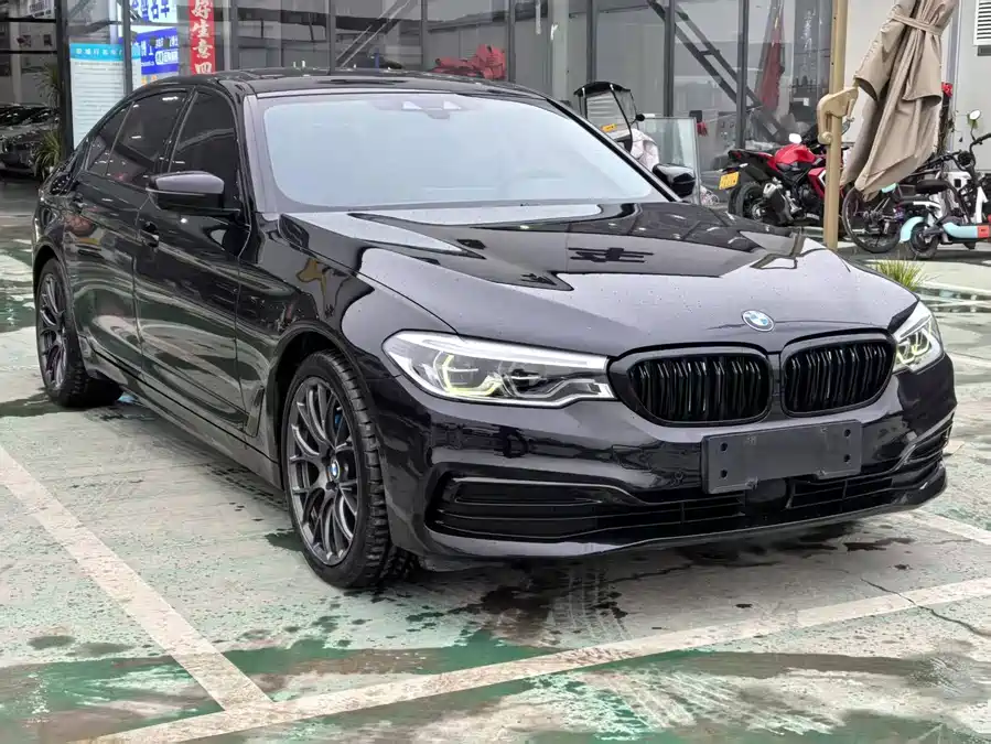 BMW 5 Series New Energy
