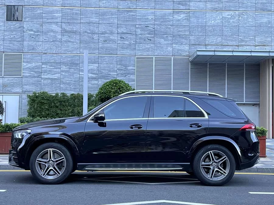 Mercedes Benz GLE (Imported)
