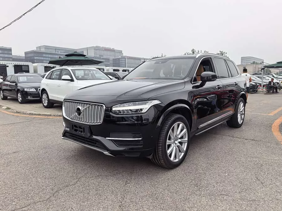 Volvo XC90 Plug-in Hybrid