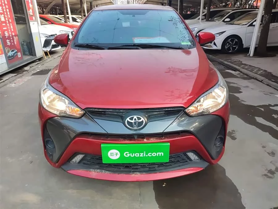 Toyota YARiS L