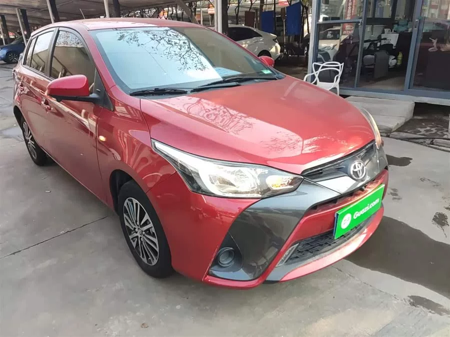 Toyota YARiS L