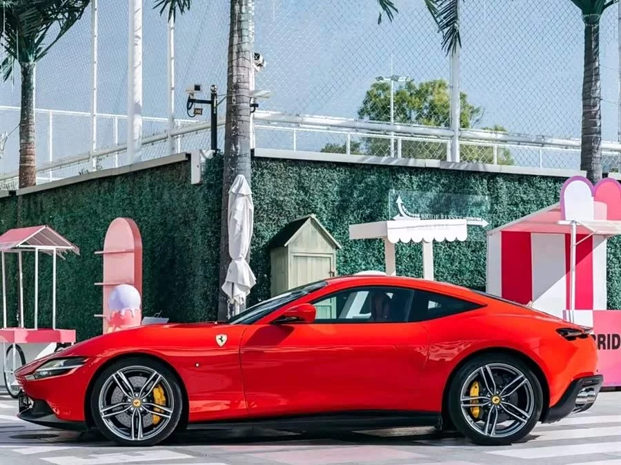 Ferrari Roma