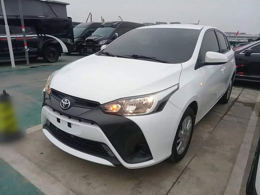 Toyota YARiS L