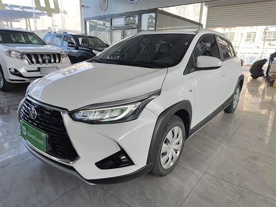 Toyota YARiS L