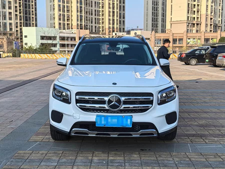 Mercedes Benz GLB
