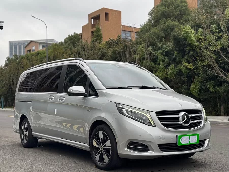 Mercedes Benz Class V