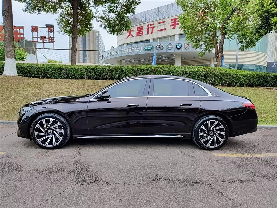 Mercedes Benz E-Class