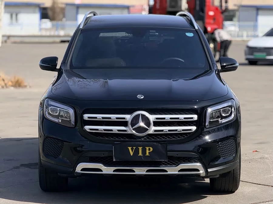 Mercedes Benz GLB
