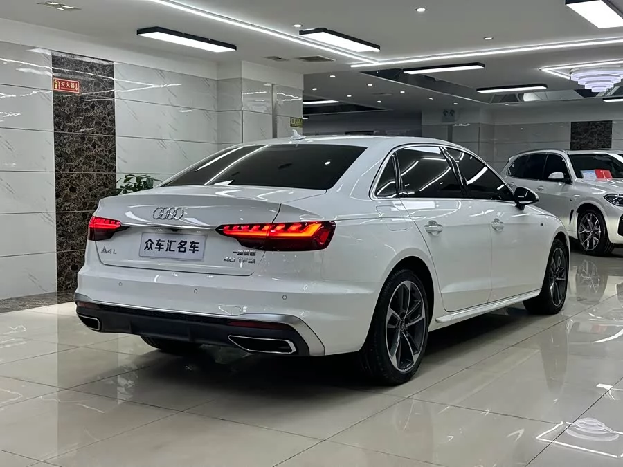 Audi A4L