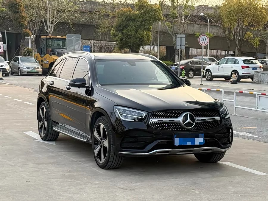 Mercedes Benz GLC