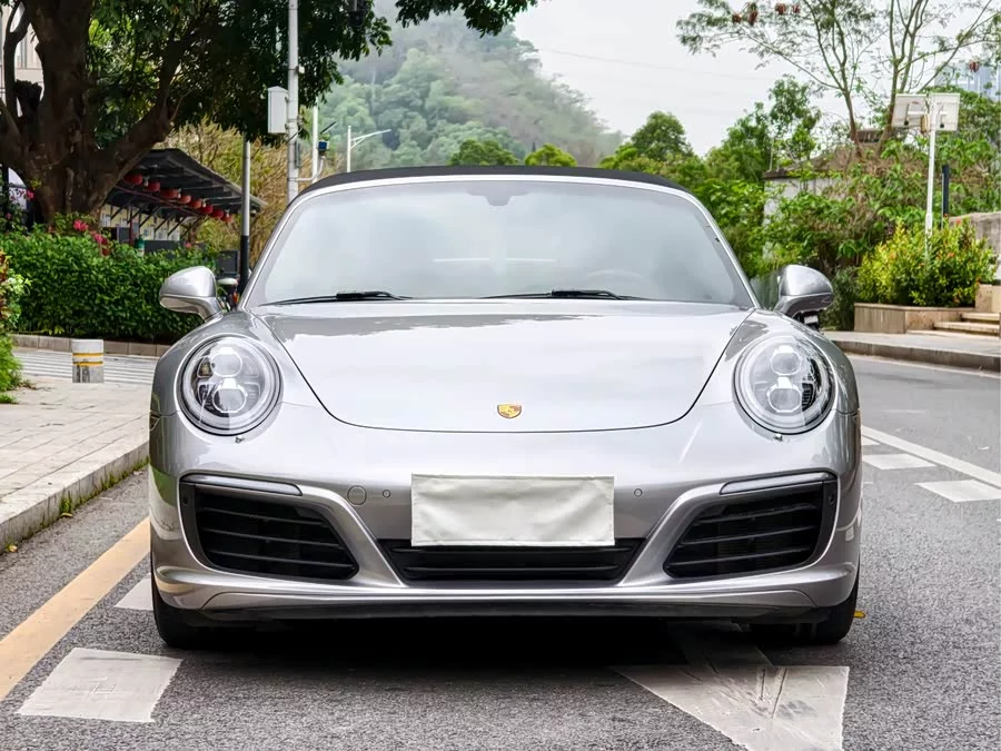 Porsche 911