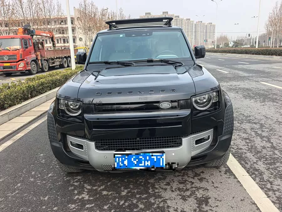 Land Rover guard
