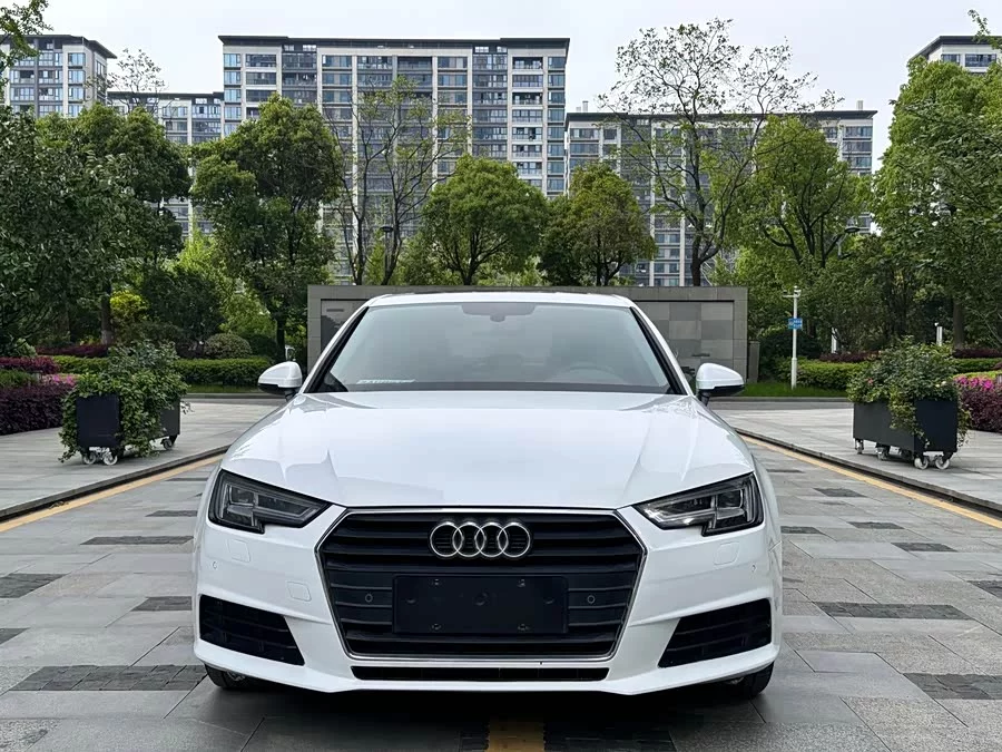 Audi A4L